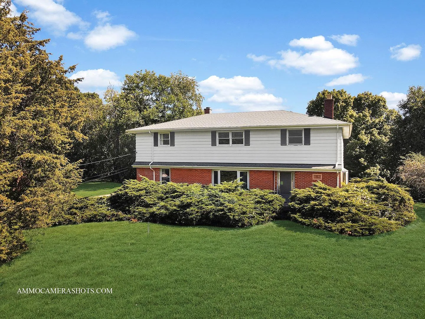 6N055 Garden Ave photo 1