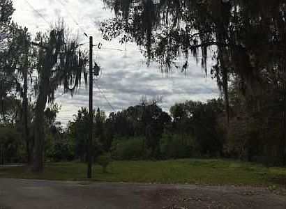 1st image of 9015 Temple Dr