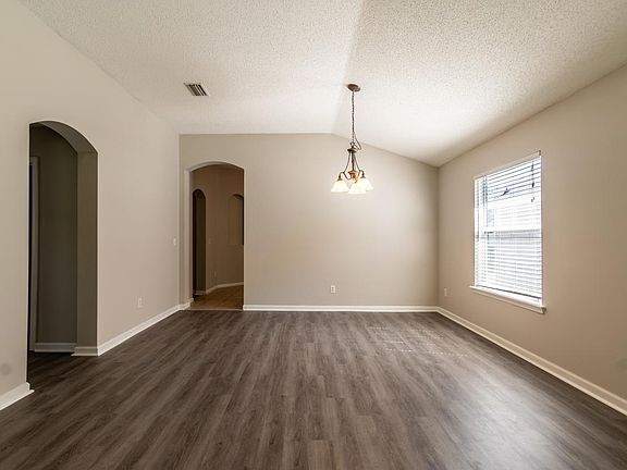 5th image of 10386 Centerwood Ct