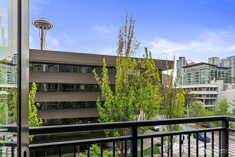 3rd image of 2911 2nd Avenue #506