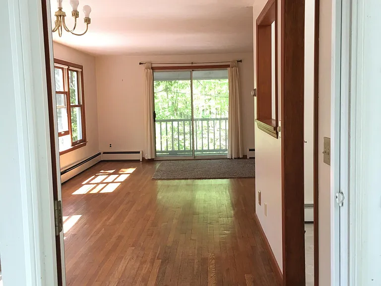 73 Moriarity Dr — Photo 5