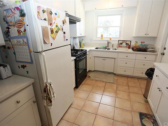 4th image of 4043 N Nora Ave
