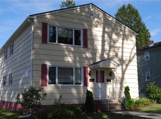49 Fort Hill Ave, Shelton, CT 06484
