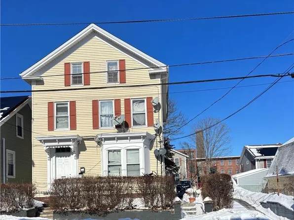 7 Fales St, Central Falls, RI 02863