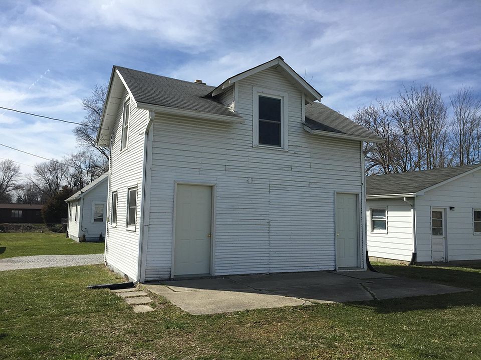 Home Exterior Facing High School Rod, Ben Davis School