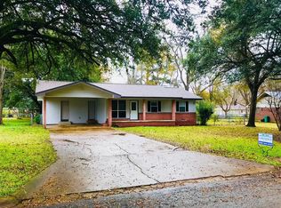 605 Parkway St, Crockett, TX 75835