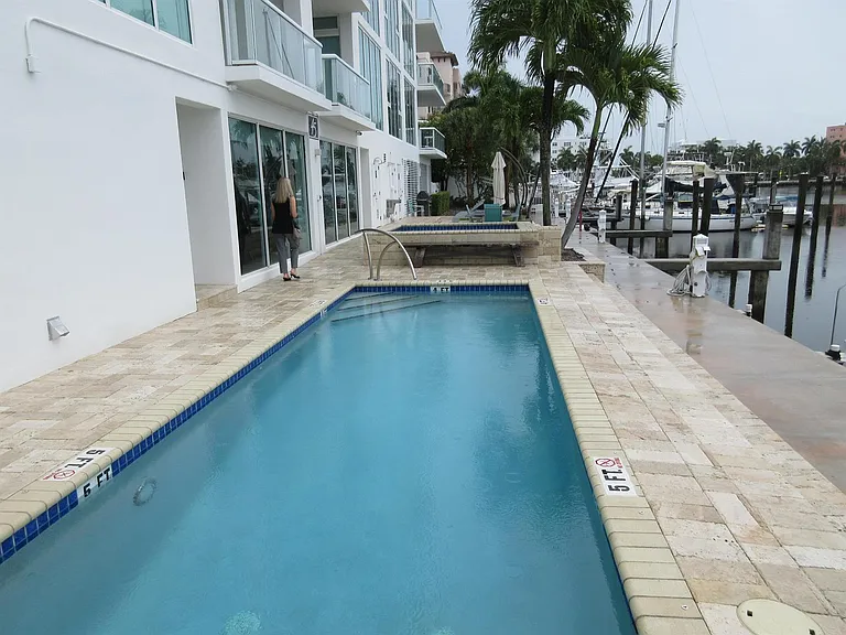 45 Hendricks Isle #301 — Photo 9
