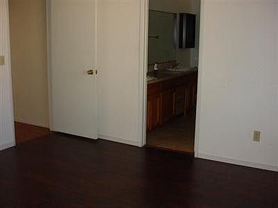 5th image of 15426 Chaparral St