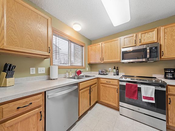 5th image of 7702 Arboretum Village Cir