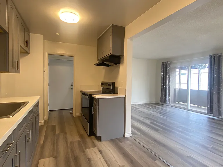 3582 Lou Ella Ln — Photo 2
