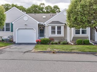 745 Berry Patch Way UNIT 745, Southington, CT 06489