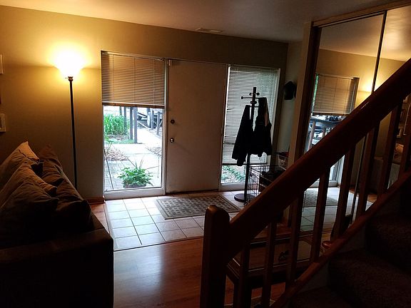 2nd image of 5935 Oakwood Dr