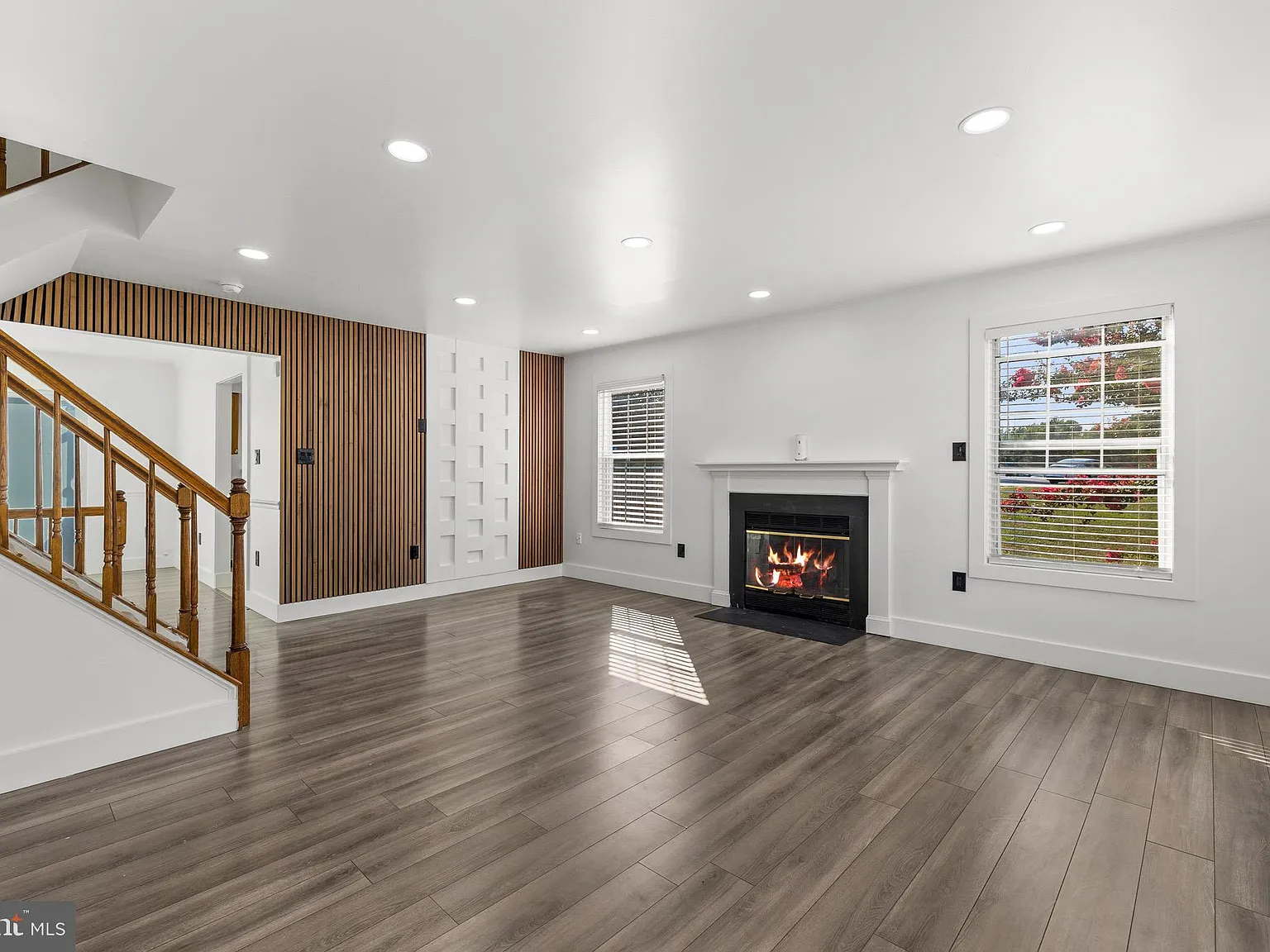 3 bed, 1.5 bath, 1696 sqft, $2,550 — Photo 4