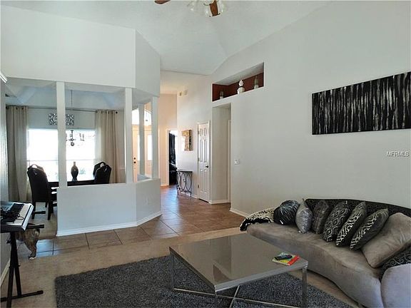 3rd image of 3834 Weetamoo Cir