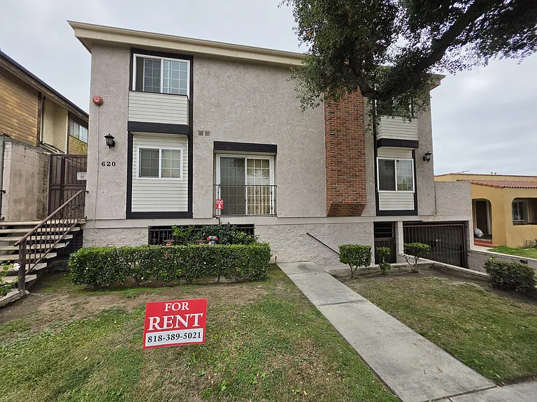 620 W Doran St #7 — Photo 34