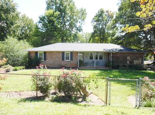 7 Pennwood Ln, Greenville, SC 29609