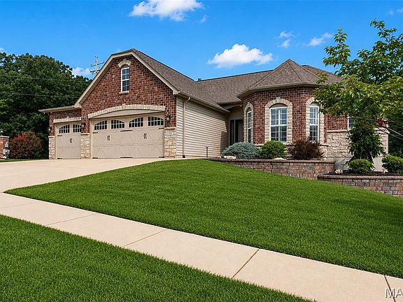 4th image of 1595 Heritage Valley Dr