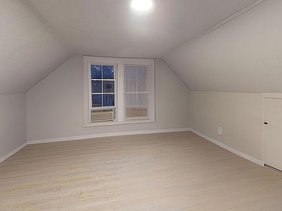 3rd image of 103 High St