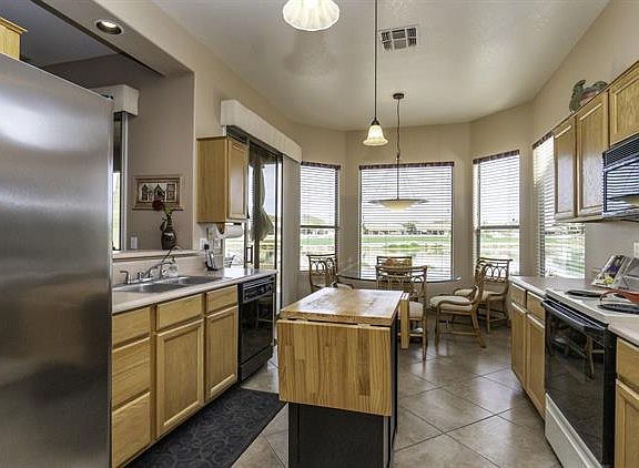 3rd image of 5781 S Pinnacle Dr