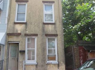 448 W Airdrie St, Philadelphia, PA 19140