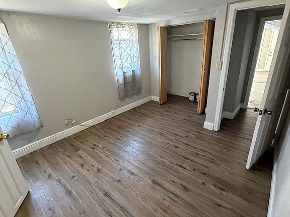 5th image of 1035 N Davis Ave