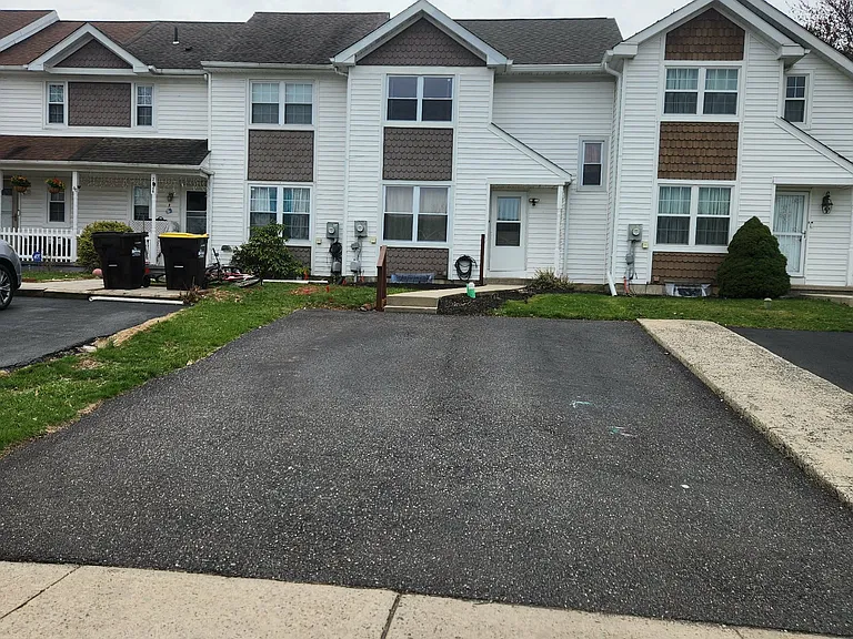 2730 Jean Dr — Photo 8