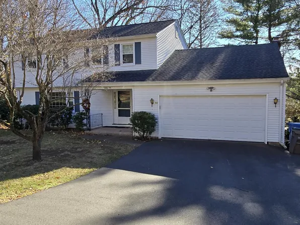 86 Richmond Drive, Manchester, CT 06042