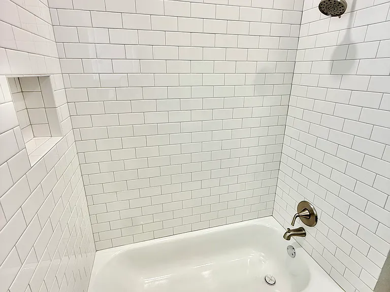 1201 E Lamar St — Photo 16