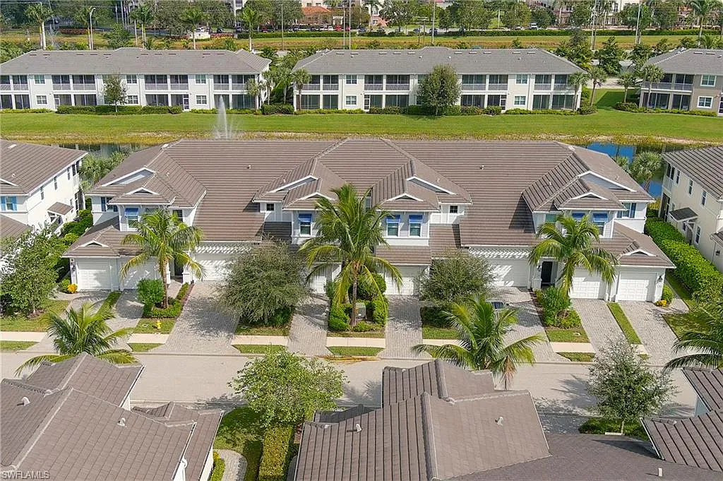 2 bed, 2.0 bath, 1467 sqft, $5,000 — Photo 2