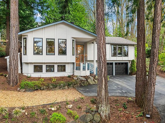 2nd image of 8475 SE 45th St