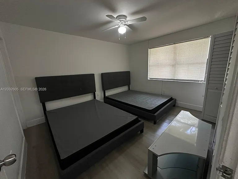 10050 NW 6th St #202 — Photo 15