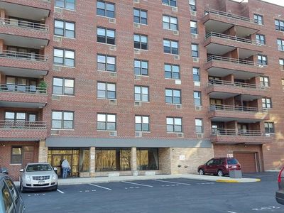 60 Barker St APT 316, Mount Kisco, NY, 10549