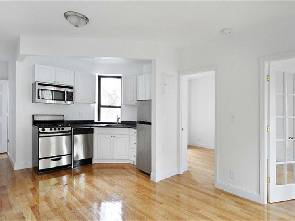 1st image of 22 Leroy St #15A