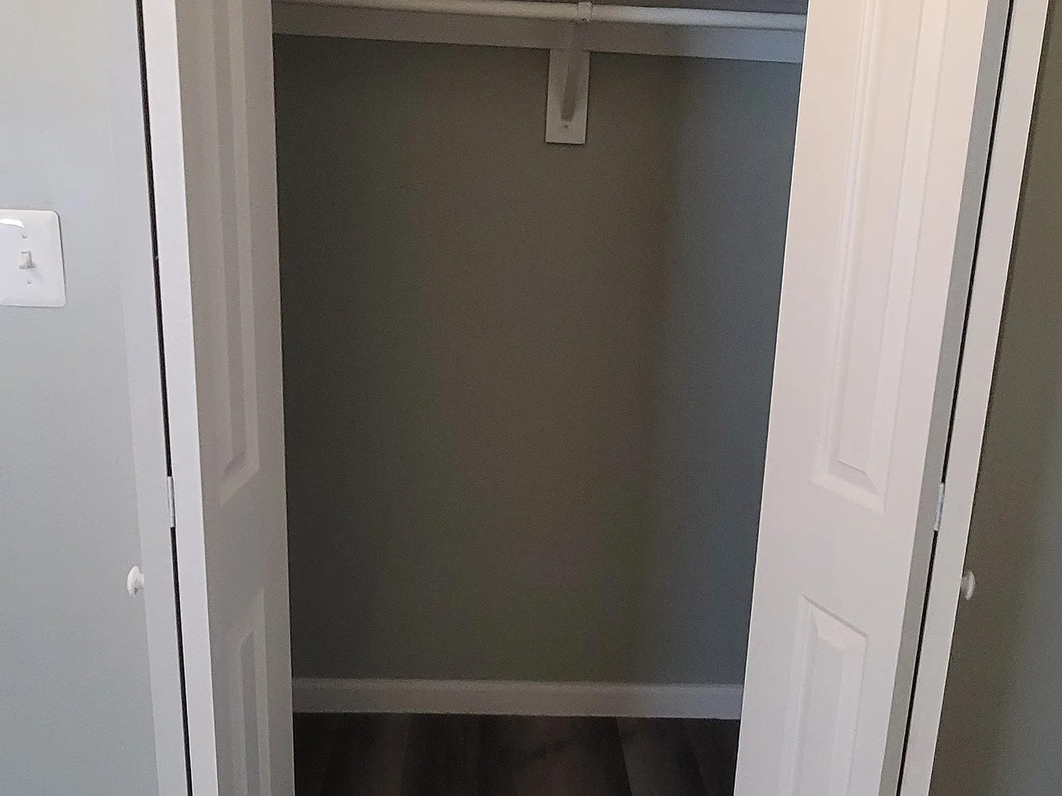1 bed, $1,300 — Photo 3