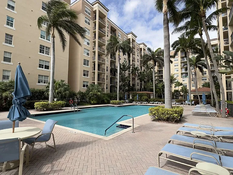 1801 N Flagler Dr #910 — Photo 21