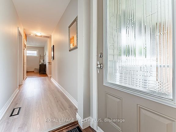 5th image of 27 Sora Dr