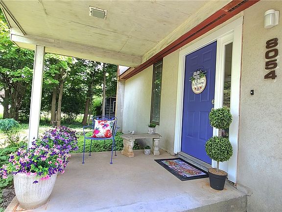 2nd image of 8054 Cazenovia Rd