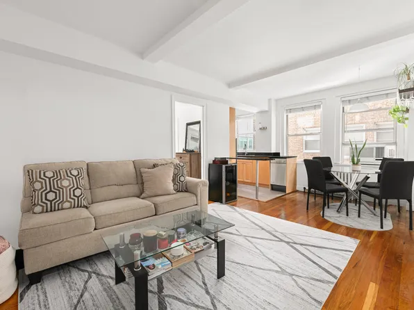 333 East 43rd Street 709 image 1 of 15