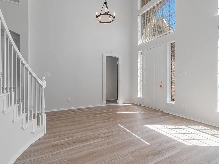 223 Briar Oak Dr — Photo 14