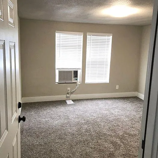 216 W Republic Ave #4 — Photo 6