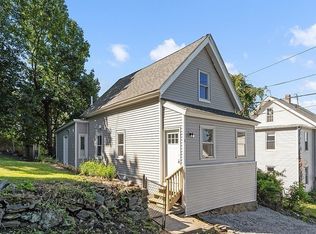 5 Montreal St, Worcester, MA 01604