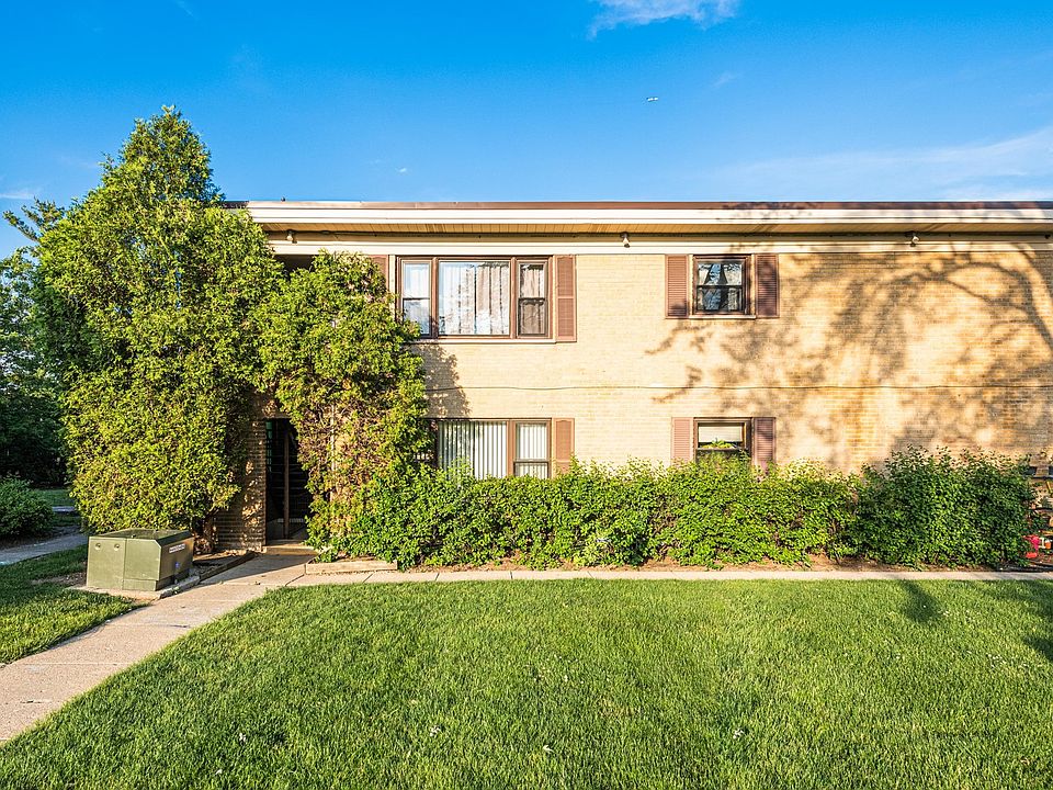 1st image of 24 King Arthur Ct APT 14