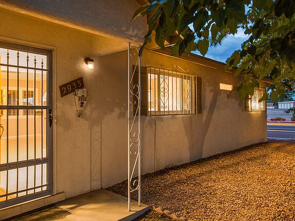 4th image of 2933 Solano Dr NE