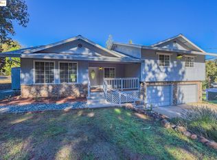 21110 Phoenix Lake Rd, Sonora, CA 95370