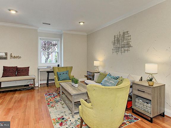 4th image of 5123 Harford Ln