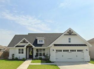 521 Hunter Dr, Alamo, TX 78516