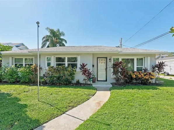 1044 32ND AVENUE N, ST PETERSBURG, FL 33704