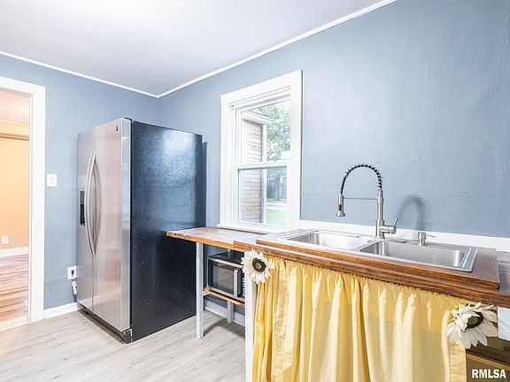 5th image of 1526 E Hendryx Ln