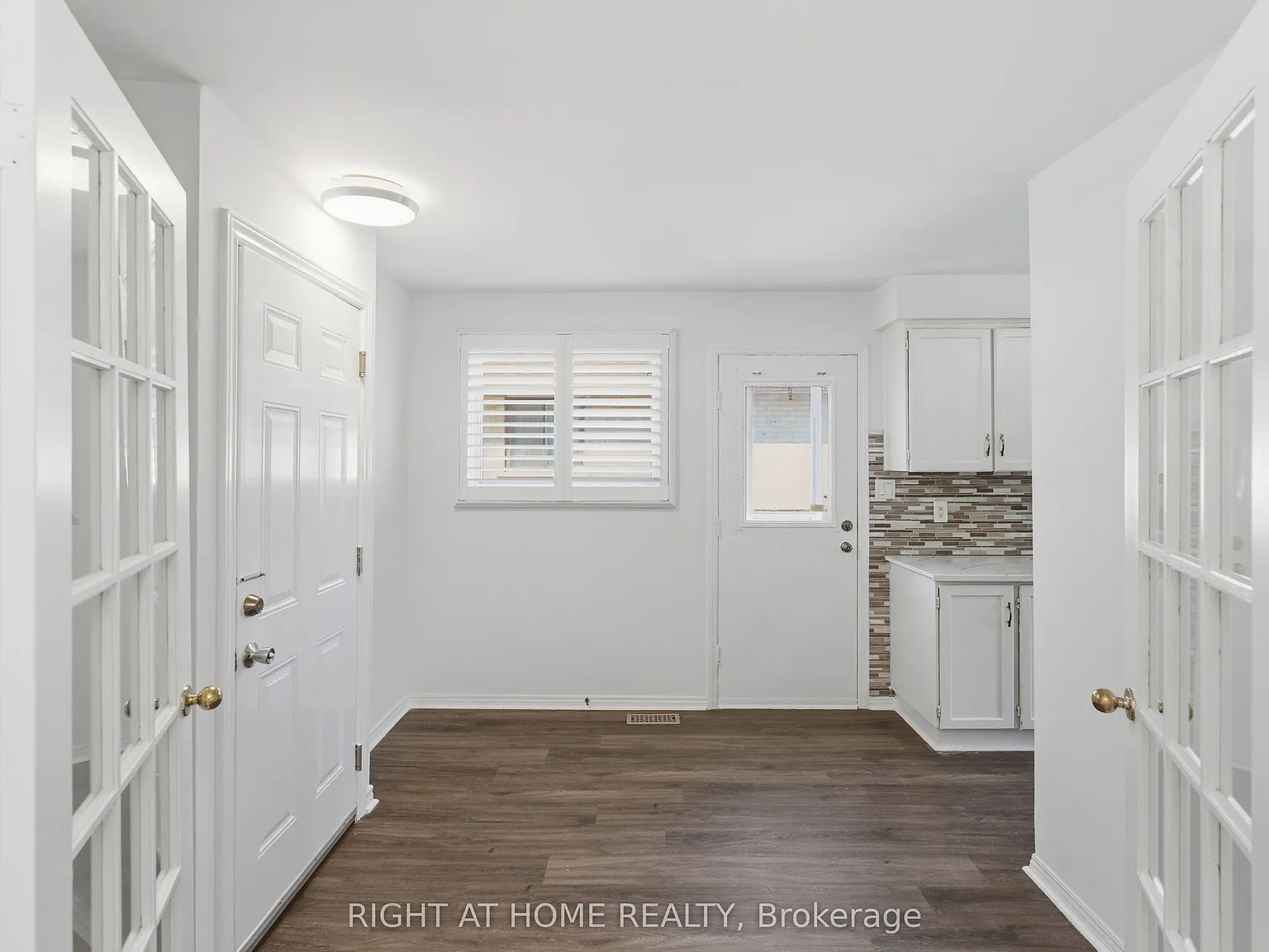 3 bed, $2,400 — Photo 4