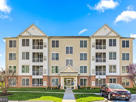 2nd image of 1818 Selvin Dr Unit 203